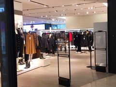 -ZARA(世贸天阶店)