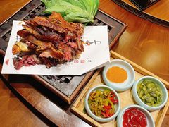 -东口码头·烧鸽子·鱼头泡饼·地方菜(金鹰悦城店)
