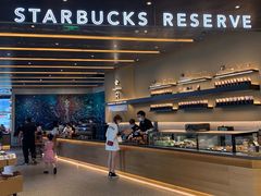 -星巴克臻选(上海合生汇1F店)