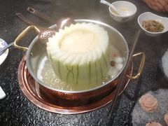 -得意咚瓜·顺德鱼生·冬瓜火锅(深圳首店)