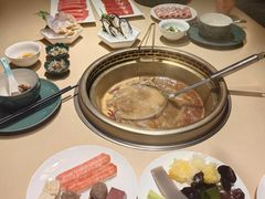-余欢领鲜火锅(新街口店)