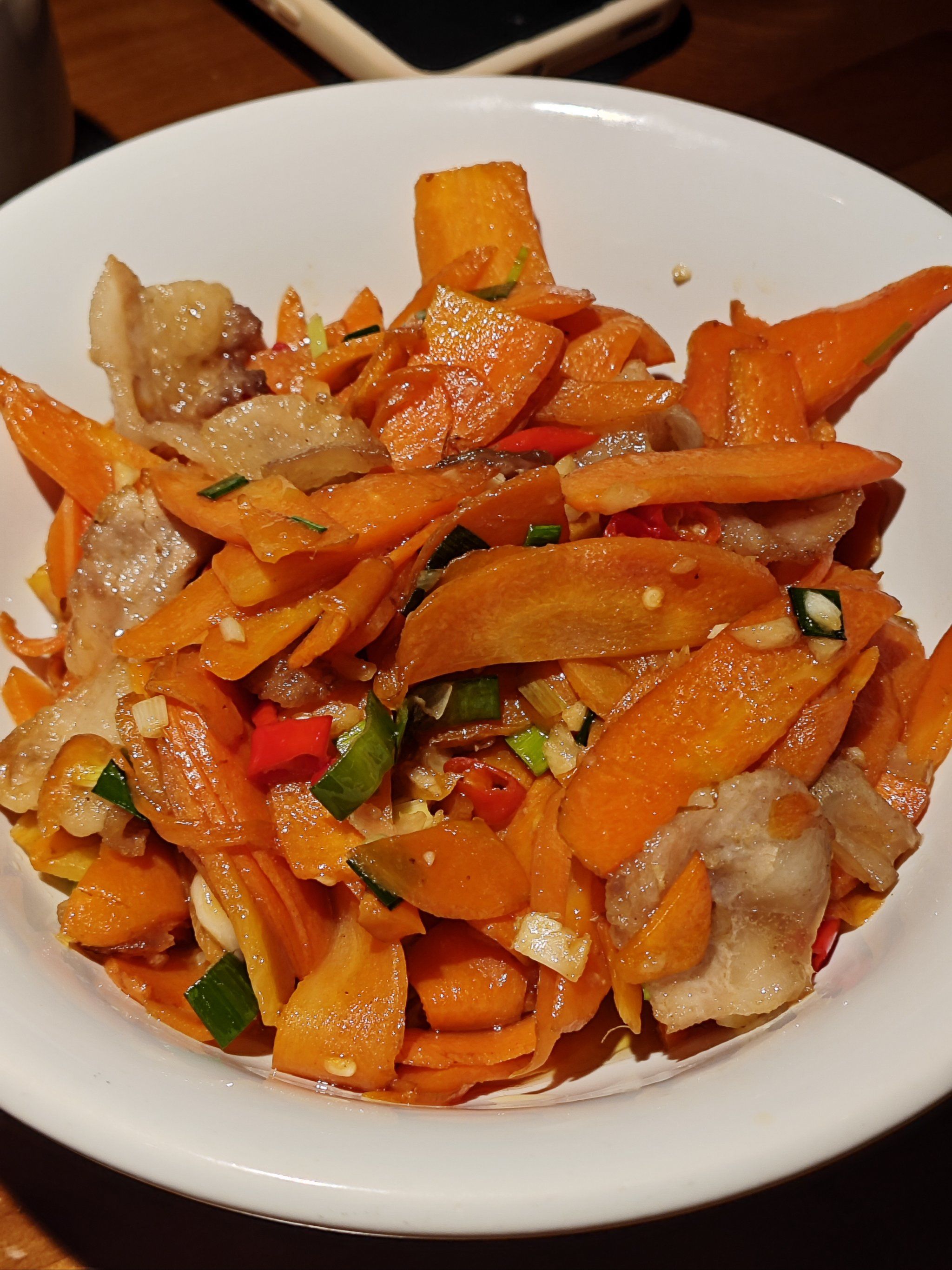 湘辣辣周年庆
安利!胡萝卜炒肉很不