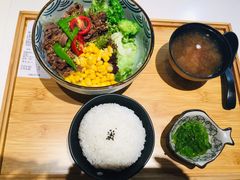 柚子牛肉沙拉饭-无限双拼照烧双拼饭(和平店)