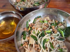 -正宗杨记普洱酸醋米线(总店)
