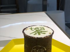 饼干杯奶盖茶-茶是一枝花泡茶店