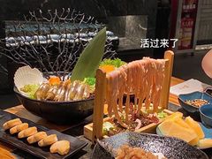 -湊湊火锅·茶憩(杭州湖滨银泰in77店)