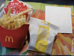 -麦当劳(政通路店)