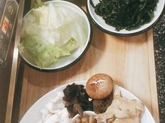 -洪氏嗨捞·猪肚鸡火锅(阳光天地店)