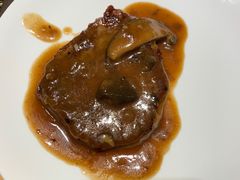 -盛宴标帜西餐厅龙虾.鲍鱼•牛排(重庆喜来登大酒店)