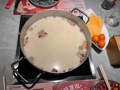 -尚尚仙·酸汤猪手·猪肚鸡火锅(华联万柳购物中心店)