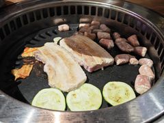 -香猪坊韩国烤肉专属门店(魏公村店)