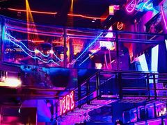 -vimi便利店酒吧