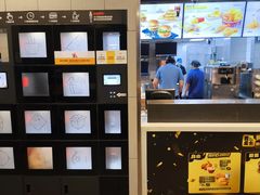 -麦当劳(花桥得来速店)