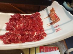-左庭右院鲜牛肉火锅(金山万达店)