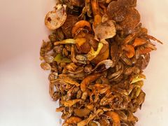 海鲜小咖-1910老鲁味海鲜·戳子肉·青岛菜(金沙滩店)