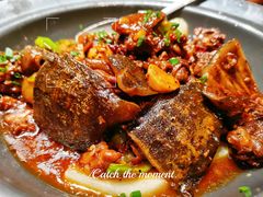 -黄泥岗·地道湖北菜(奥特莱斯店)