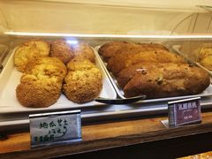 -韩国利尔面包(桂林路店)