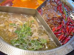 -廖掌柜·重庆鲜货火锅(上海首店)