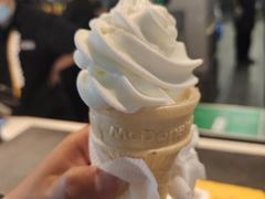 -麦当劳(合肥南站候车层)