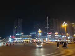 -巴国布衣(新豪天地店)