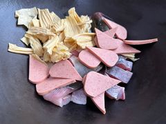 -老刘生态大鱼坊铁锅炖鱼(赛马场店)