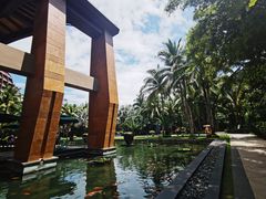 -三亚湾海居铂尔曼度假酒店