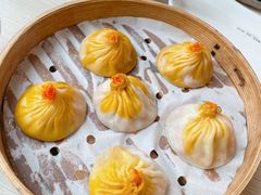 手拆蟹黄金蟹粉小笼包-苏小柳点心·手作小笼包(徐家汇分院)