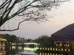 -上海怡沁园度假酒店