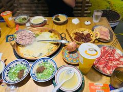 -洱火云南酸菜牛肉火锅(石景山当代商城店)