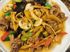 -老季市·三代非遗传承·地标美食老汁鸡(工农路店)