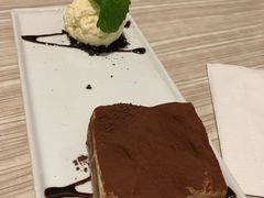 -必胜客(证大大拇指店)