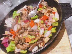 -朱记乳鸽王·非遗石岐乳鸽·全鸽宴(大兴旗舰店)