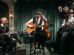 -Tango by Ala House
