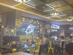 -蚝美人·生蚝海鲜烧烤(茶花园店)