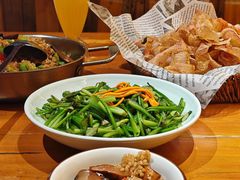 -老滇山寨•云南特色菜•地方菜•民族风情歌舞表演(金碧店)
