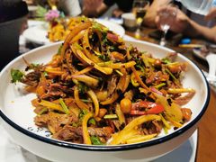 -大宝全猪馆(南京路店)