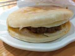 牛肉夹馍-马记永·兰州牛肉面(3019君尚店)