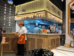 -馋三尺蟹粉小笼(人民广场店)