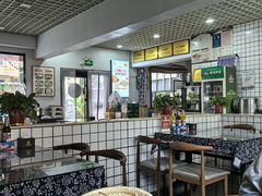 -八两八金·莱芜特色炒鸡(市南漳浦路店)