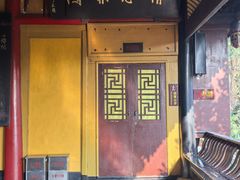 -峨眉山报国寺