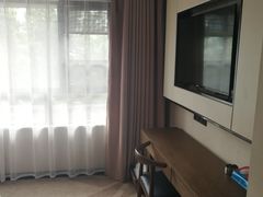 -潮岸酒店(广州琶洲会展广州塔店)