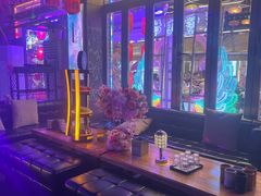-喜鹊音乐酒馆(西街店)