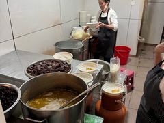 -文山荷鲜居(翠湖店)