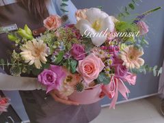 -拾花记花艺·求婚·订婚·生日布置(高新店)