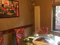 包厢-忆乡情铁锅炖鱼饭店(延庆店)
