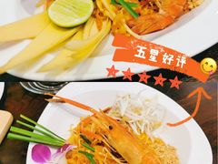 大虾炒饭-Chom Cafe and Restaurant