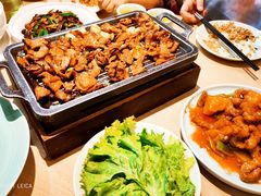 炉火烤五花肉-吕氏疙瘩汤·海鲜新鲁菜(凯德mall新都心店)