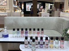 -DIOR迪奥(德基广场女装店)