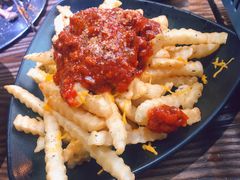 辣肉酱薯条-MI WU FACTORY米屋美食工厂餐厅(绿地店)