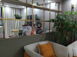 -Mamom club 慢会所(爱丁堡店)